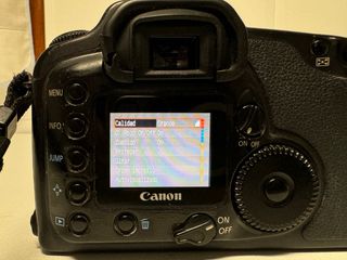 Canon EOS 10D digital reflex. Bajada de precio