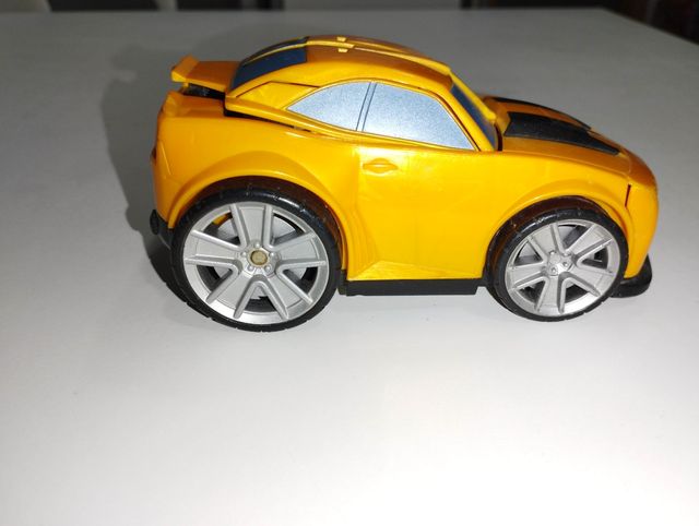Transformer Bumblebee Chevrolet Camaro 
