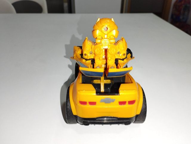 Transformer Bumblebee Chevrolet Camaro 