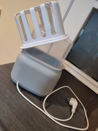 Calienta biberones y esterilizador