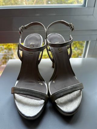 Sandalias doradas LODI (piel)