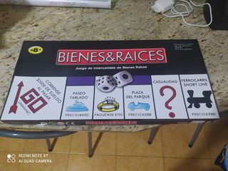 Varios juegos de mesa