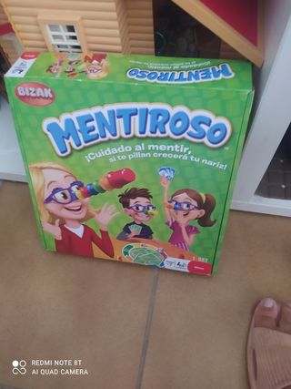 Varios juegos de mesa