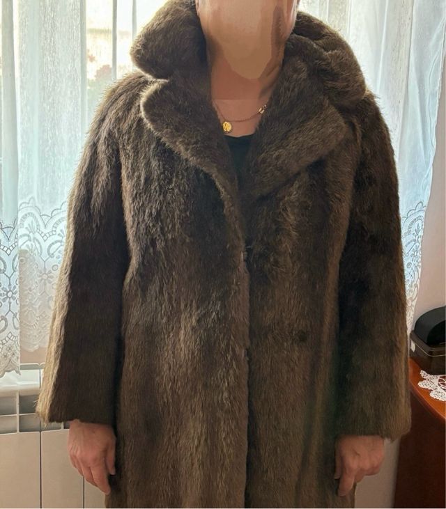 Abrigo de piel