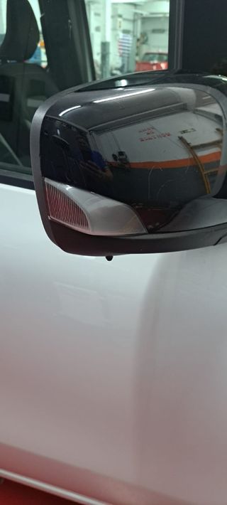 Piloto der.  intermitente Renault kangoo