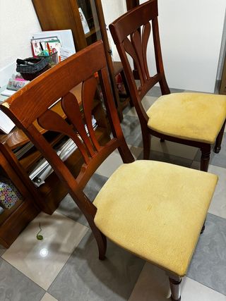 4 Sillas de comedor