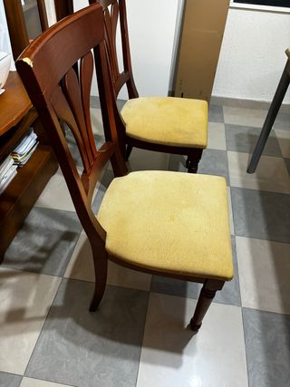 4 Sillas de comedor