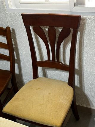 4 Sillas de comedor