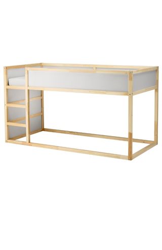 Litera kura, de ikea. Sólo venta en persona.