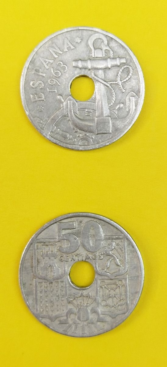 Lote 13 monedas de céntimos y pesetas