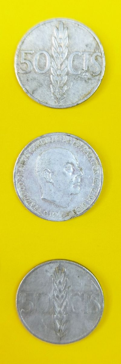 Lote 13 monedas de céntimos y pesetas