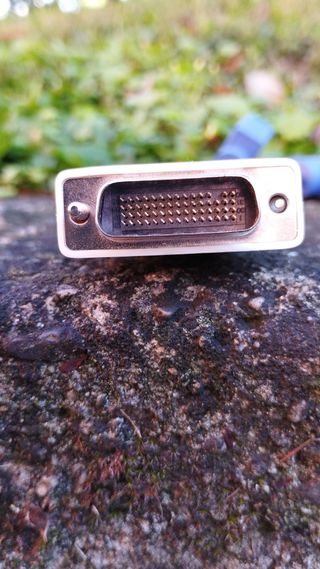 New HP Invent 338285-006 - Dual VGA Y Splitter Cab