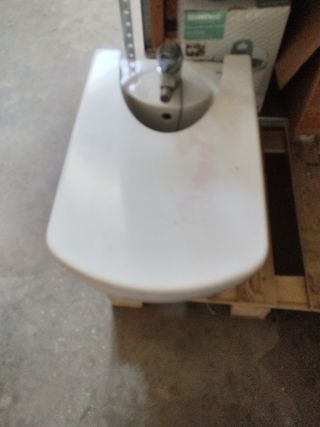 Videl Roca con tapa y grifo