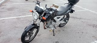 Moto HONDA CBF 250