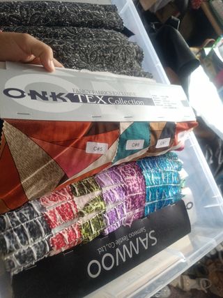 Se vende retales de muestras de tiendas cortinas .