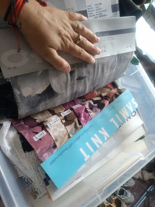 Se vende retales de muestras de tiendas cortinas .