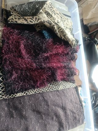 Se vende retales de muestras de tiendas cortinas .