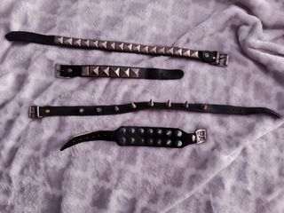 Collar y pulsera uno de 50