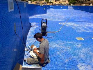 Reparación de Fugas en Piscinas
