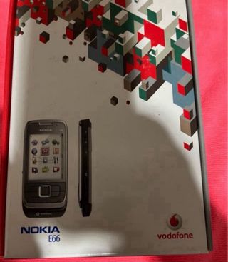 Nokia E66 a estrenar