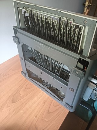 Vintage Máquina de escribir Olivetti Linea 98