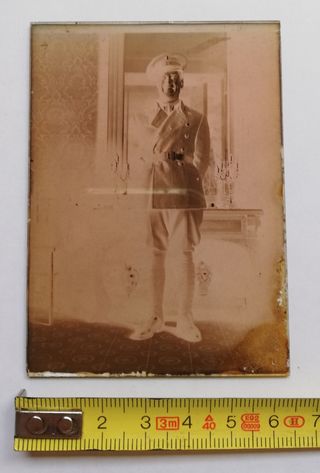 * Antiguo negativo de cristal Militar República