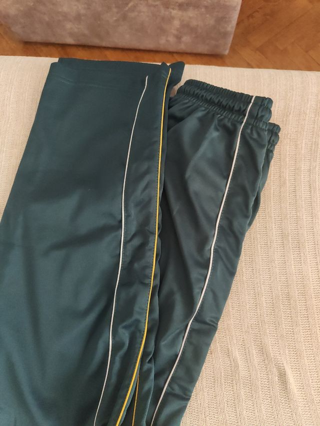 Uniforme colegio Hélade