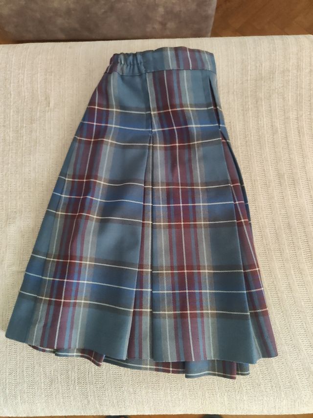 Uniforme colegio Hélade