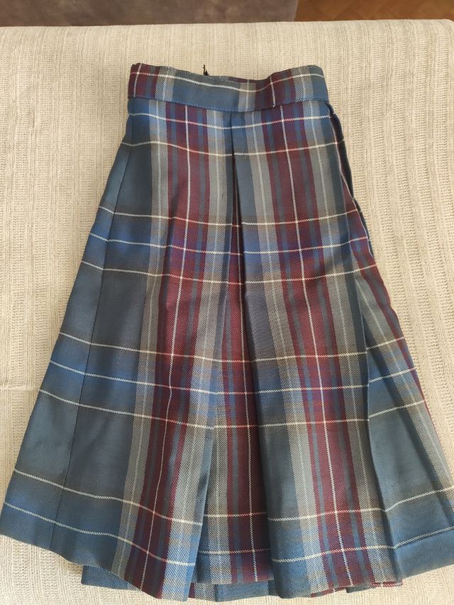 Uniforme colegio Hélade