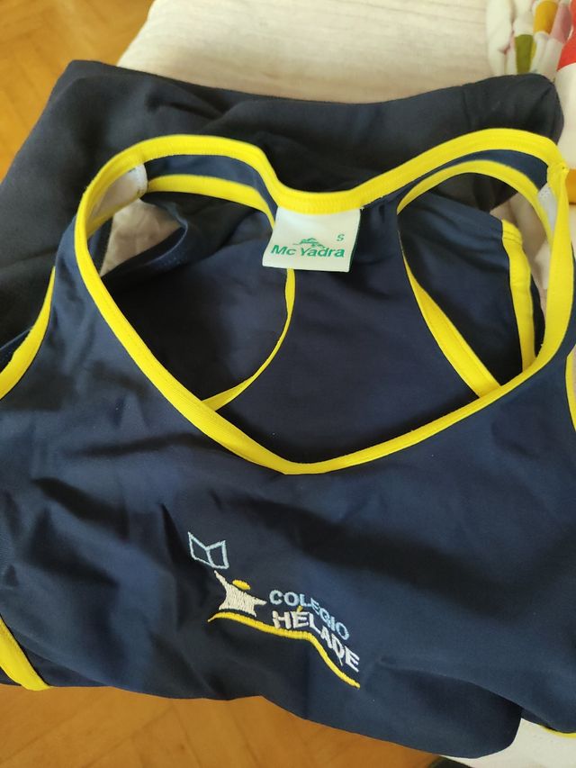 Uniforme colegio Hélade