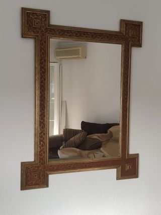 Espejo ornamentado