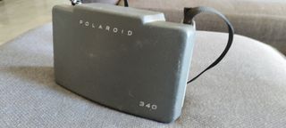 Máquina Polaroid antigua