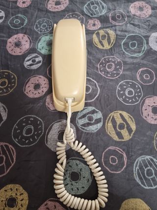 Teléfono antiguo