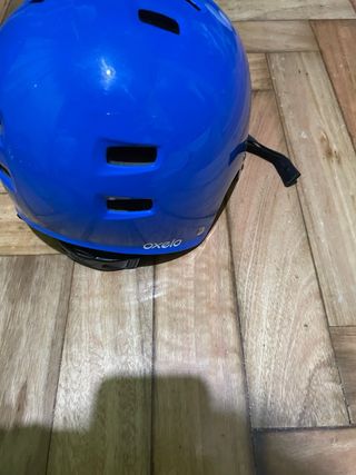 Patines, protecciones y casco