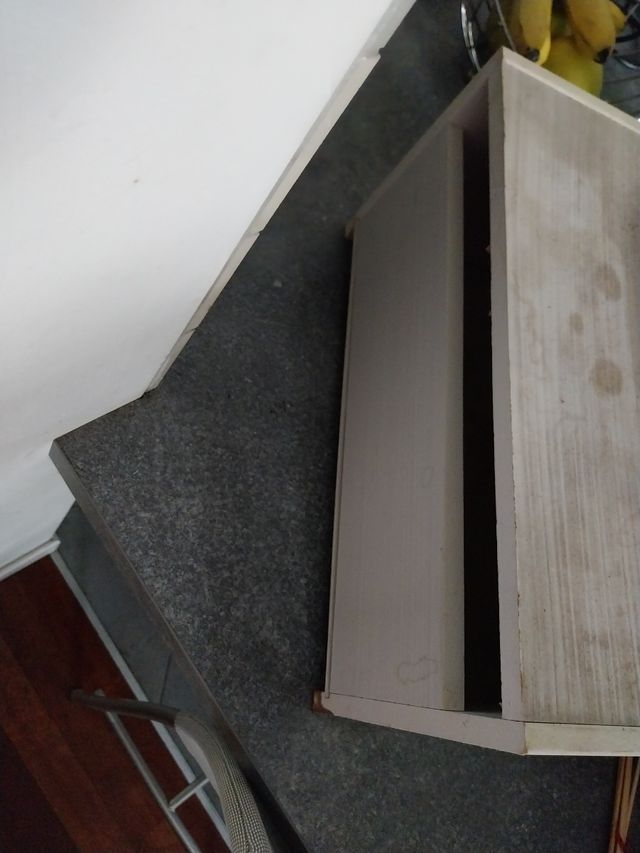 Porta-pane in legno Shabby