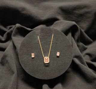 Conjunto Swarovski rosa