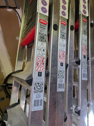 Escalera de 8 peldaños con plataforma 