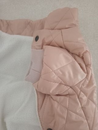 Ropita de perrito impermeable