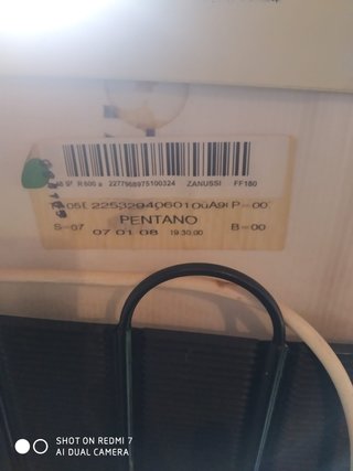 Congelador vertical ZANUSSI