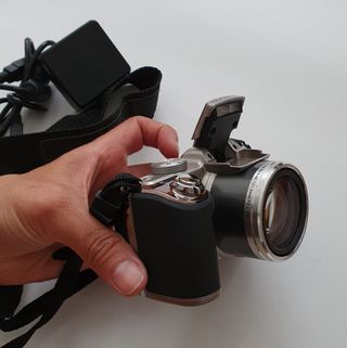 Camara olympus SP 720 UZ