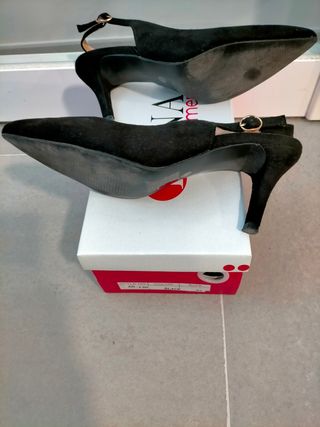 Zapatos destalonados