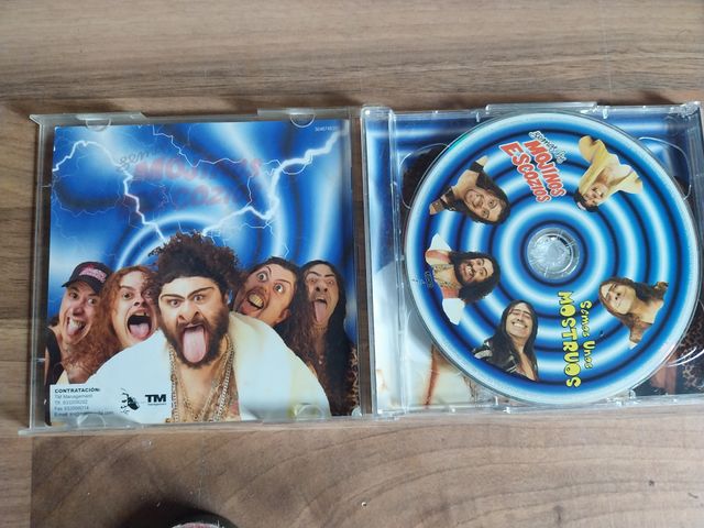 Mojinos Escozios - Semos unos mostruos cd+dvd