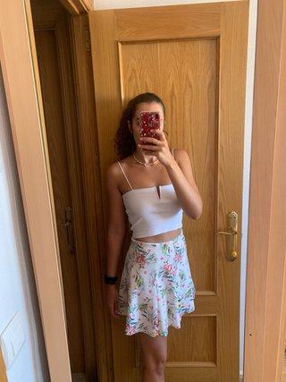 Falda de flores de El Corte Inglés