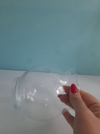 Vaso di vetro piccolo