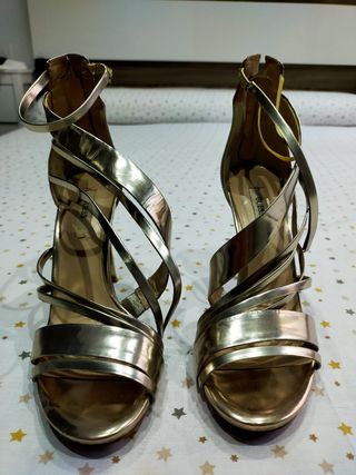 Zapatos Guess talla 38