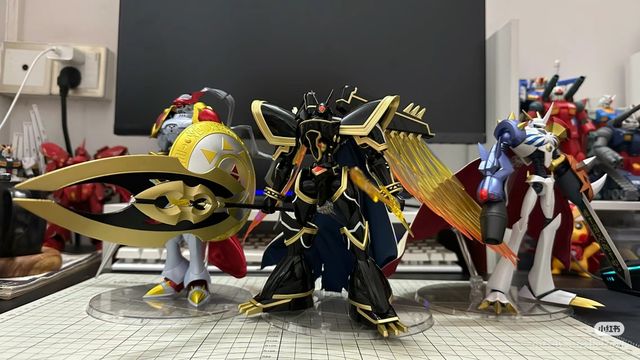 S.h.f dukemon alphamon y omegamon