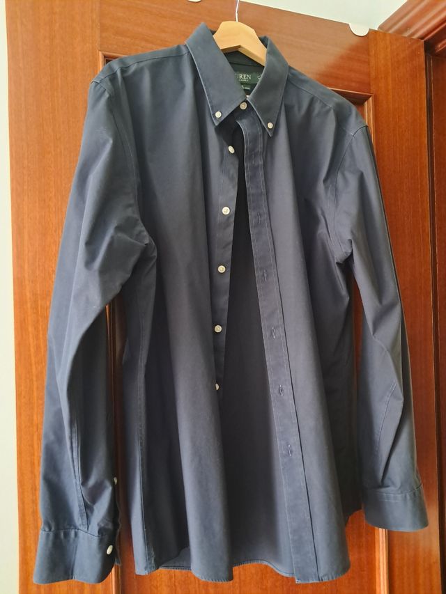 Camisa azul marino de caballero