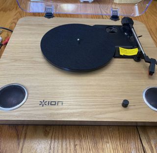 Tocadiscos ION Max LP