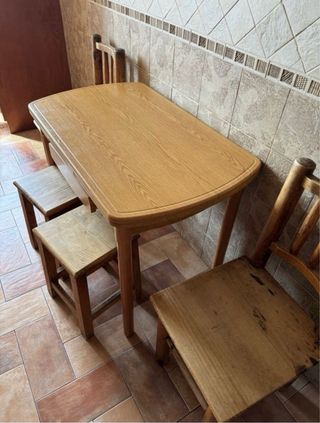 Mesa extensible y sillas cocina