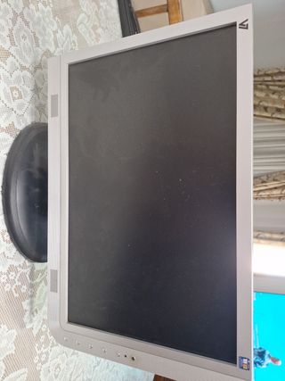 Monitor de ordenador HP